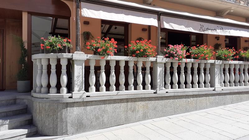 Balaustre in granito: cosa sono e a cosa servono